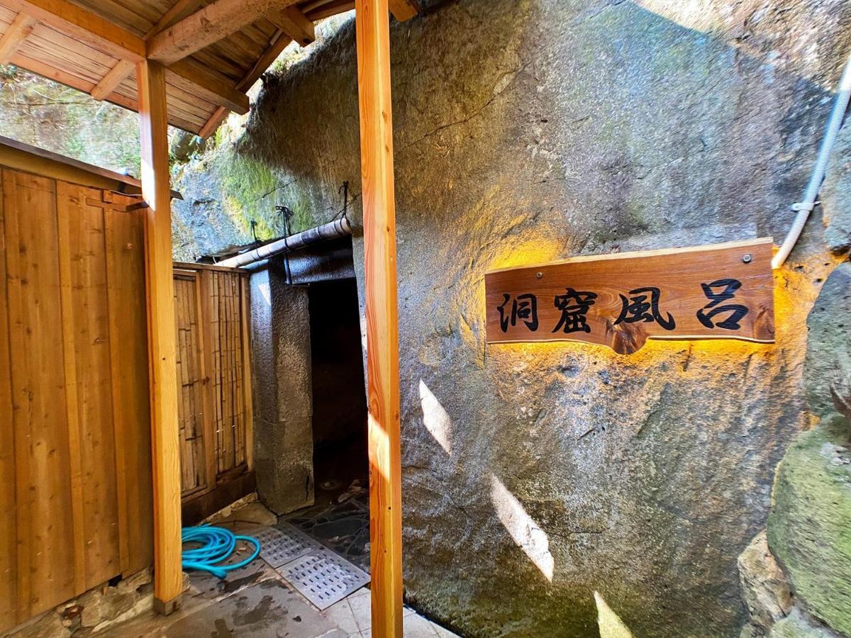 Отель Honjin Izunokuni Экстерьер фото